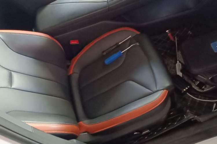 Used CHANGAN UNI-V 2023 1.5T Prestige Model Right Front Seat