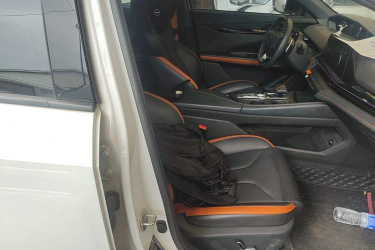 Used CHANGAN UNI-V 2023 1.5T Prestige Model Right Front Seat