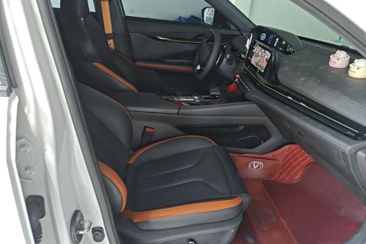 Used CHANGAN UNI-V 2023 1.5T Prestige Model Right Front Seat