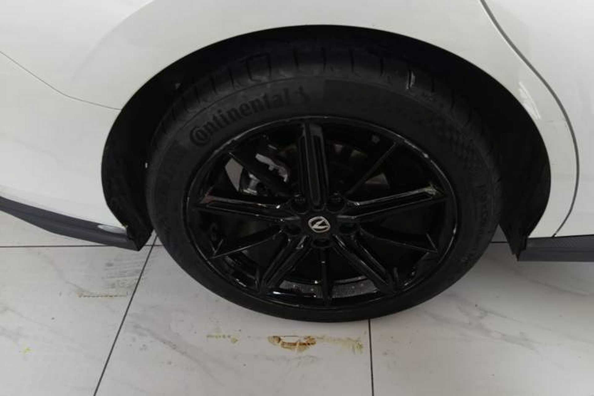 Used CHANGAN UNI-V 2023 1.5T Prestige Model Right Rear Wheel Hub