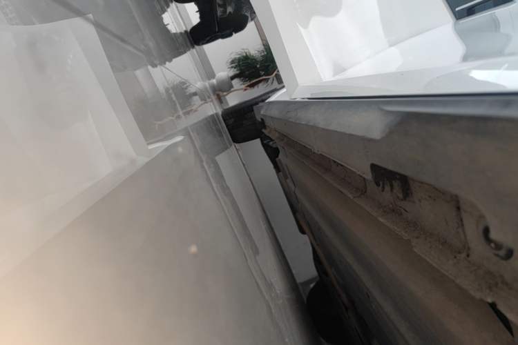 Used CHANGAN UNI-V 2023 1.5T Premium Model Right Side Sill