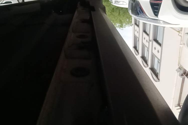 Used CHANGAN UNI-V 2023 1.5T Premium Model Right Side Sill