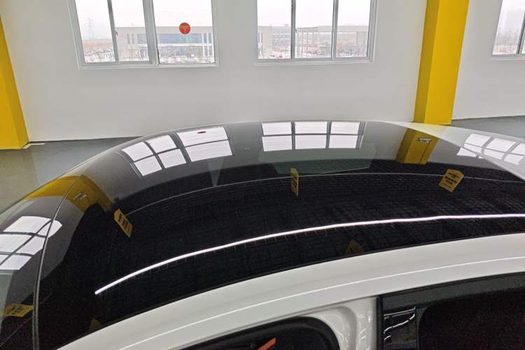 Used CHANGAN UNI-V 2023 1.5T Prestige Model Roof