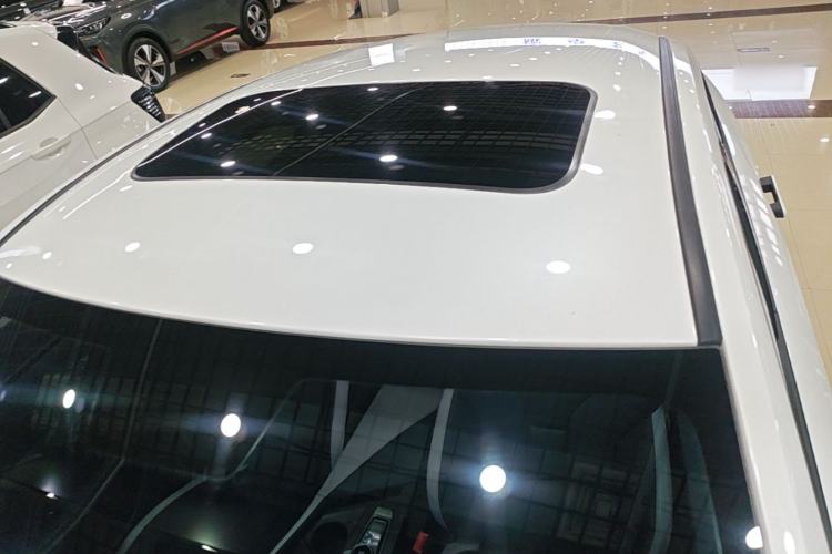Used CHANGAN UNI-V 2023 1.5T Premium Model Roof