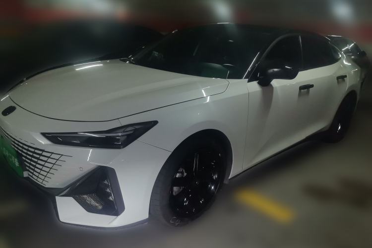 Used CHANGAN UNI-V 2023 1.5T Prestige Model Guazi used car, China used car export, Used car for sale, Used cars, Cheapest cars for sale