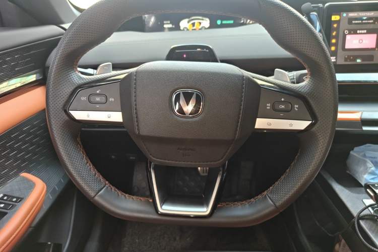 Used CHANGAN UNI-V 2023 1.5T Sport Edition Steering Wheel