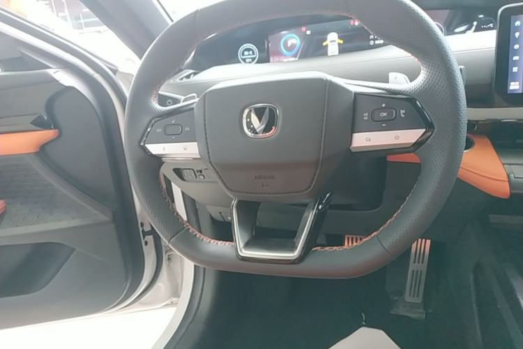 Used CHANGAN UNI-V 2023 2.0T Sport Edition Steering Wheel