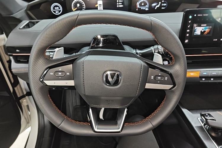 Used CHANGAN UNI-V 2023 1.5T Prestige Model Steering Wheel