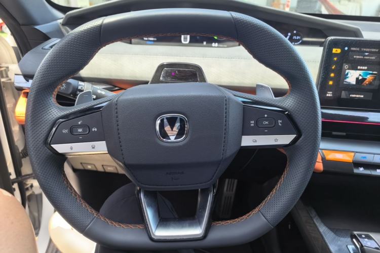 Used CHANGAN UNI-V 2023 1.5T Sport Edition Steering Wheel
