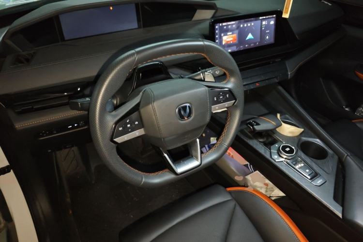 Used CHANGAN UNI-V 2023 1.5T Prestige Model Steering Wheel