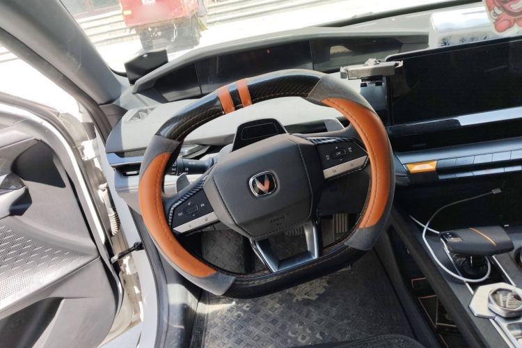 Used CHANGAN UNI-V 2023 1.5T Prestige Model Steering Wheel