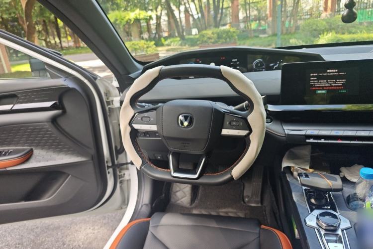 Used CHANGAN UNI-V 2023 1.5T Premium Model Steering Wheel