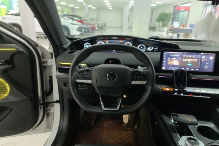 Used CHANGAN UNI-V 2023 1.5T Prestige Model Steering Wheel