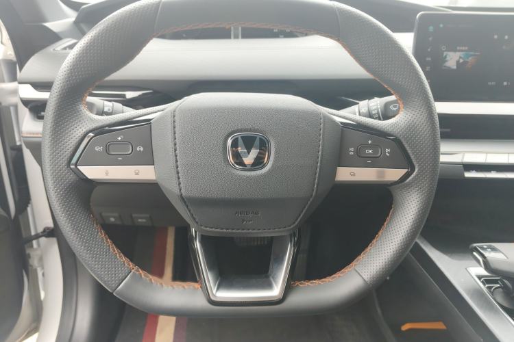 Used CHANGAN UNI-V 2023 1.5T Premium Model Steering Wheel