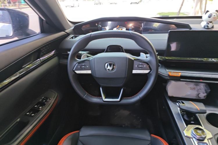 Used CHANGAN UNI-V 2023 1.5T Prestige Model Steering Wheel