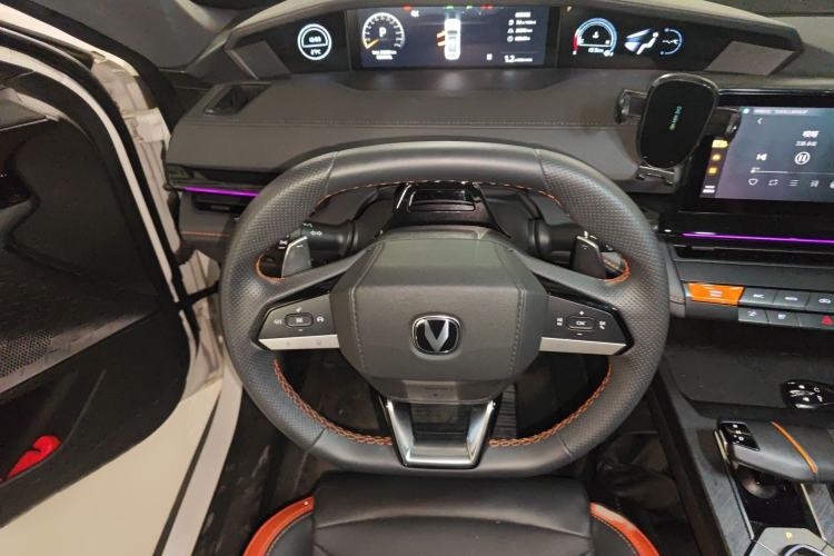 Used CHANGAN UNI-V 2023 1.5T Prestige Model Steering Wheel