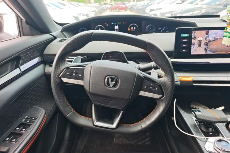 Used CHANGAN UNI-V 2023 1.5T Prestige Model Steering Wheel
