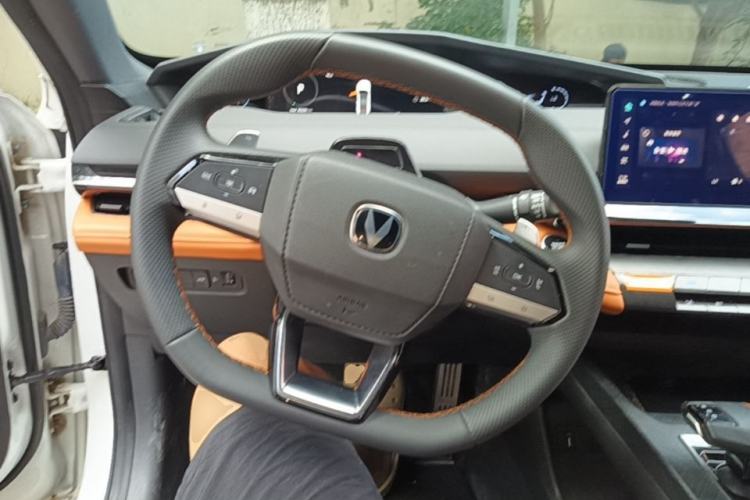 Used CHANGAN UNI-V 2023 1.5T Sport Edition Steering Wheel