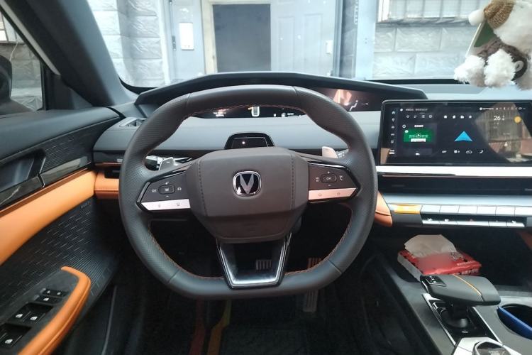 Used CHANGAN UNI-V 2023 2.0T Leading-Speed Edition Steering Wheel