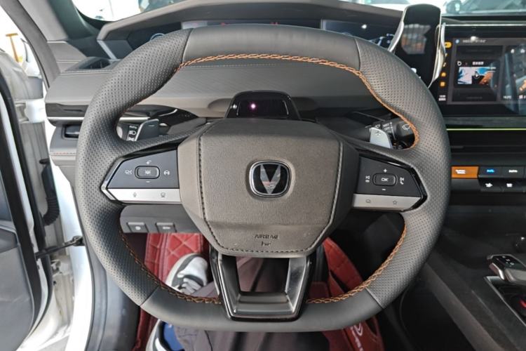 Used CHANGAN UNI-V 2023 1.5T Prestige Model Steering Wheel