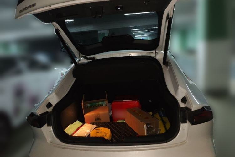 Used CHANGAN UNI-V 2023 1.5T Prestige Model Trunk