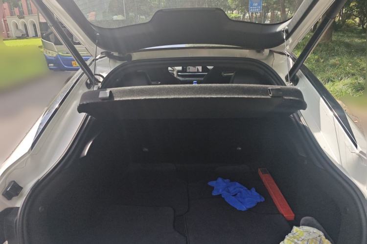 Used CHANGAN UNI-V 2023 1.5T Premium Model Trunk