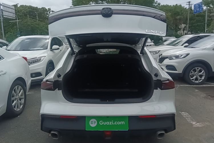 Used CHANGAN UNI-V 2023 1.5T Premium Model Trunk