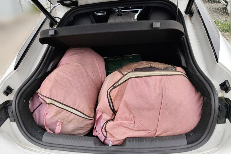 Used CHANGAN UNI-V 2023 1.5T Prestige Model Trunk