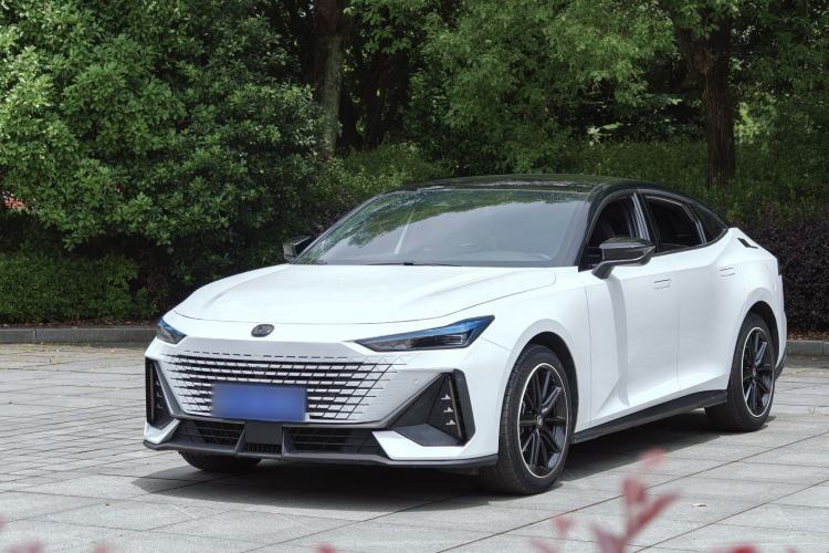 Ojetý CHANGAN UNI-V 2023 1.5T Prestige Model Guazi used car, China used car export, Used car for sale, Used  cars, Cheapest cars for sale