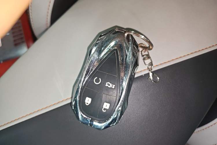 Used CHANGAN UNI-V 2023 1.5T Premium Model Vehicle Key