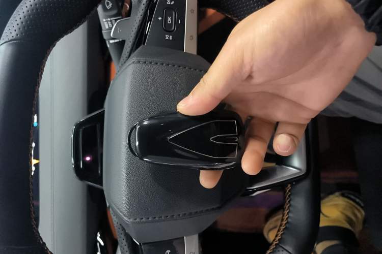 Used CHANGAN UNI-V 2023 1.5T Sport Edition Vehicle Key