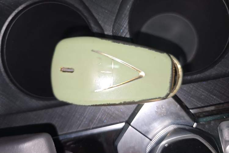 Used CHANGAN UNI-V 2023 1.5T Prestige Model Vehicle Key