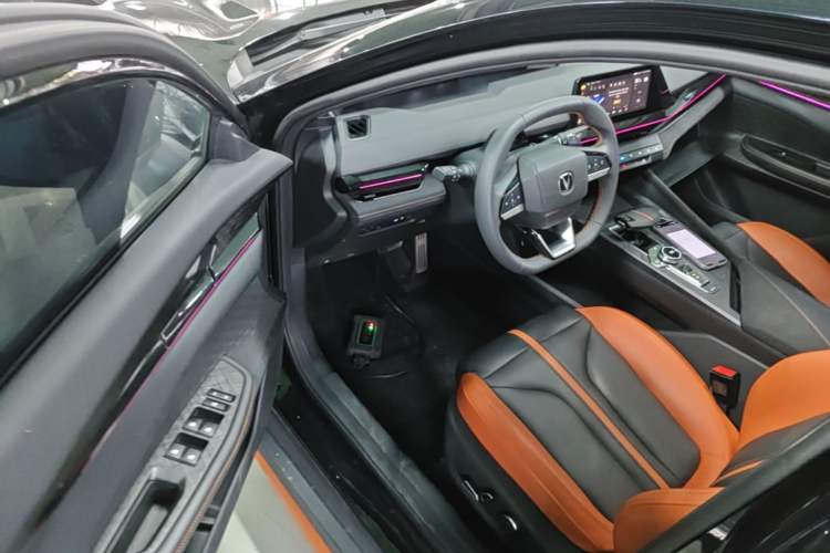 Used CHANGAN UNI-V 2024 1.5T Prestige Sport Edition Driver Seat