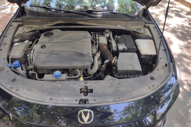 Used CHANGAN UNI-V 2024 1.5T Prestige Sport Edition Engine Bay