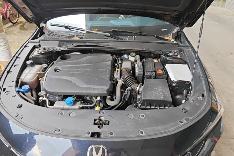 Used CHANGAN UNI-V 2024 1.5T Prestige Sport Edition Engine Bay