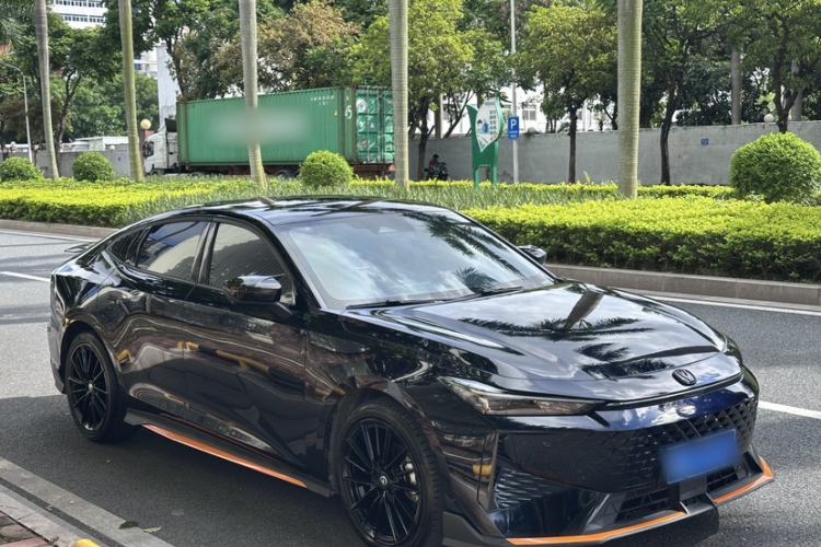 Used CHANGAN UNI-V 2024 1.5T Prestige Sport Edition Exterior 2