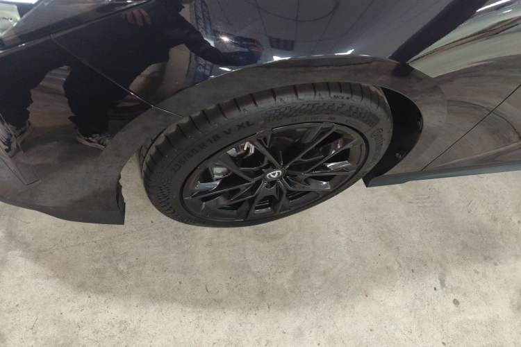 Used CHANGAN UNI-V 2024 1.5T Prestige Edition Exterior 4