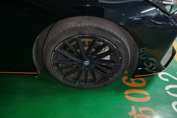 Used CHANGAN UNI-V 2024 2.0T High-Performance Version Exterior 7