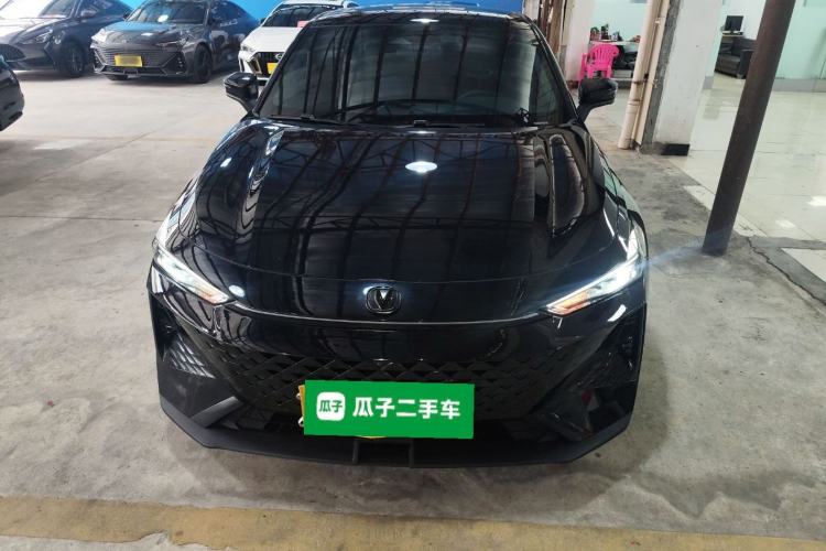 Used CHANGAN UNI-V 2024 1.5T Prestige Edition Front