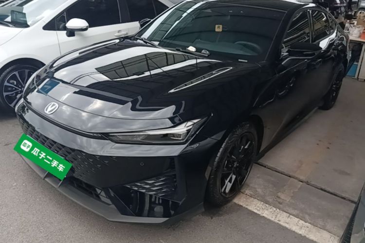 CHANGAN UNI-V 2024 1.5T Prestige Edition