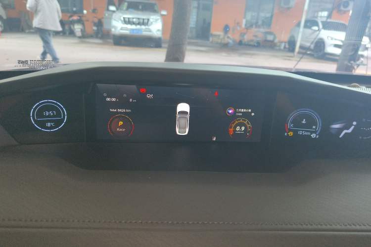 Used CHANGAN UNI-V 2024 1.5T High-Energy Version Instrument Cluster