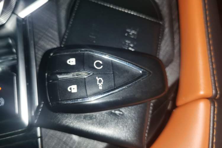 Used CHANGAN UNI-V 2024 2.0T High-Performance Version Interior 1