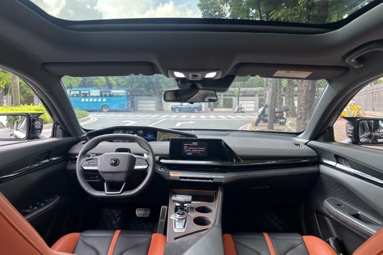 Used CHANGAN UNI-V 2024 1.5T Prestige Sport Edition Interior 1