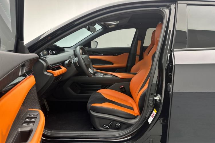 Used CHANGAN UNI-V 2024 2.0T High-Performance Version Interior 3
