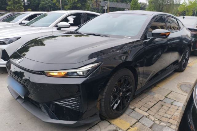 Used CHANGAN UNI-V 2024 1.5T Prestige Edition