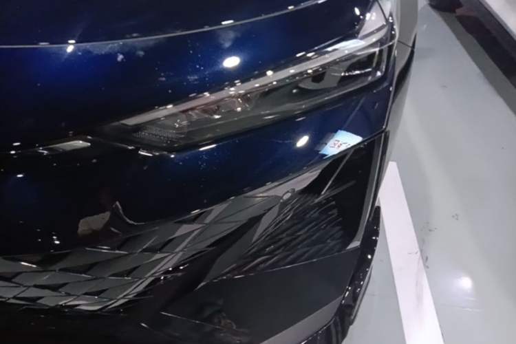 Used CHANGAN UNI-V 2024 1.5T Prestige Edition Left Front Headlight