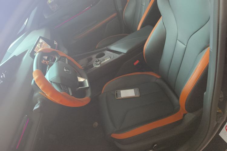 Used CHANGAN UNI-V 2024 1.5T High-Energy Version Left Front Seat