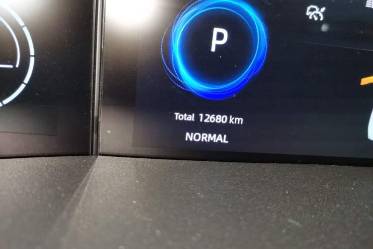 Used CHANGAN UNI-V 2024 1.5T Prestige Sport Edition Odometer Close Up