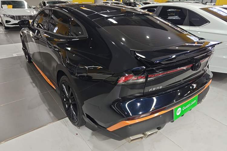 Used CHANGAN UNI-V 2024 1.5T Prestige Sport Edition Rear Left 45 Deg