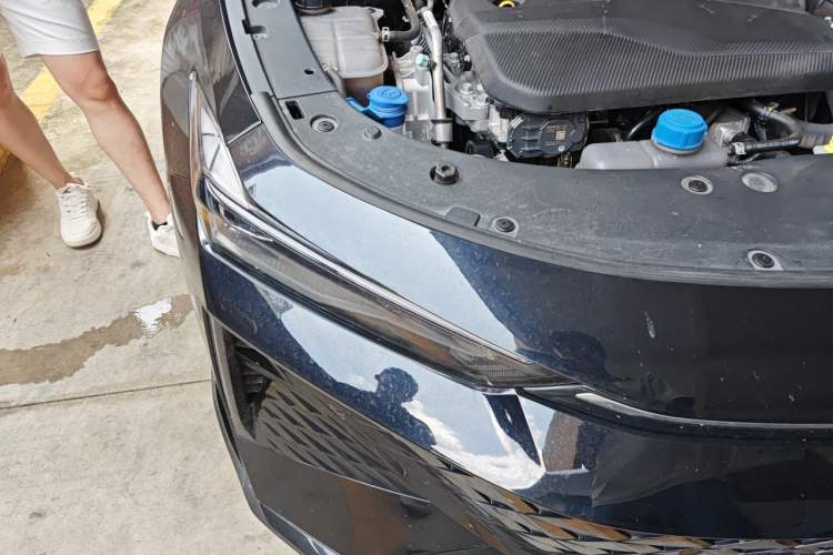 Used CHANGAN UNI-V 2024 1.5T Prestige Sport Edition Right Front Headlight